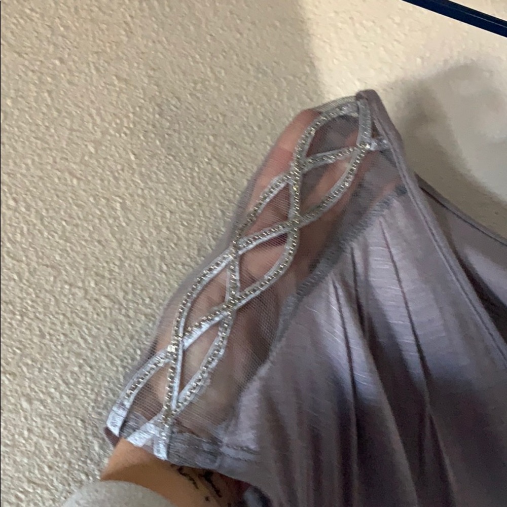 Top - Picture 4 of 4